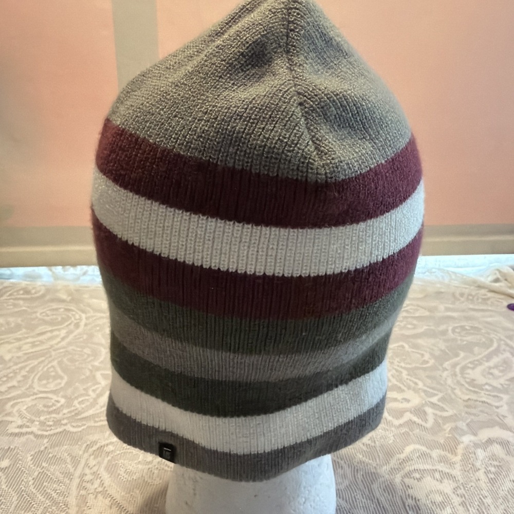 Burton snowboards Gray Burgundy Army Green White cuff slouch Beanie